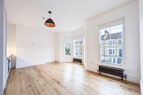 4 bedroom maisonette to rent, Arbuthnot Road, London, SE14