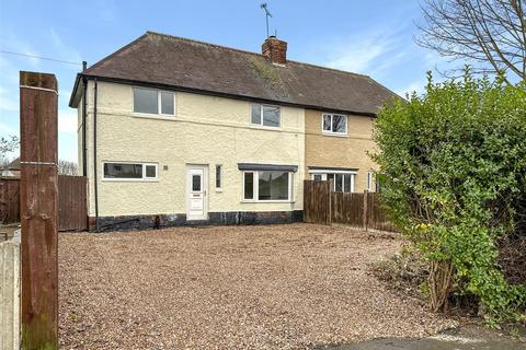 3 bedroom semi-detached house for sale, Lincoln Road, Newark