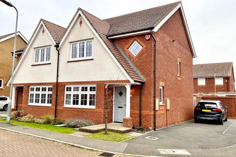 3 bedroom semi-detached house for sale, King Pellinore Close, Newport NP20