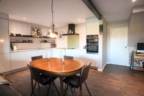 4 bedroom semi-detached house for sale, The Quadrant, Uppingham LE15