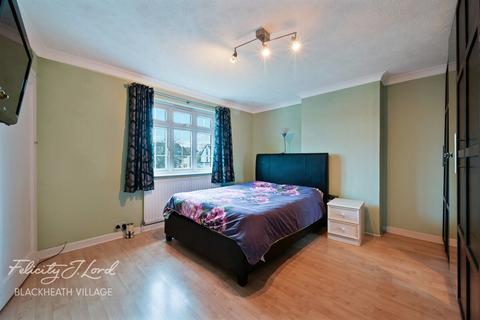 3 bedroom semi-detached house for sale, Sidcup Road, London