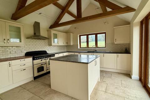 3 bedroom detached house to rent, 7 Standon Cottages