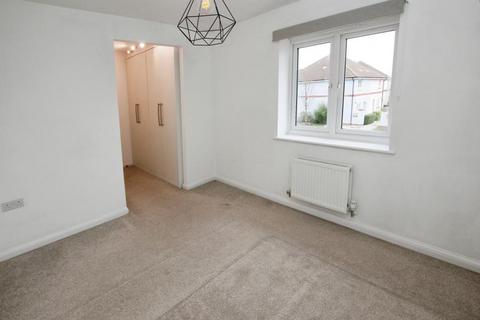 2 bedroom flat to rent, Brickworks Close, Bristol BS5