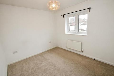 2 bedroom flat to rent, Brickworks Close, Bristol BS5