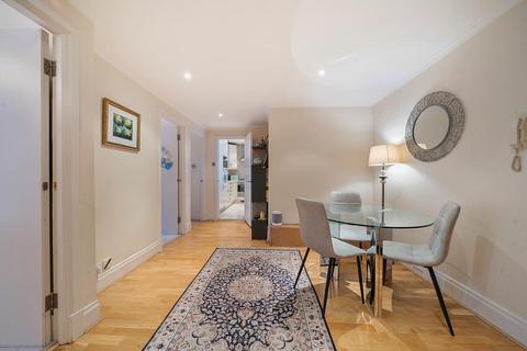 2 bedroom flat for sale, Queensway,  London,  W2,  W2