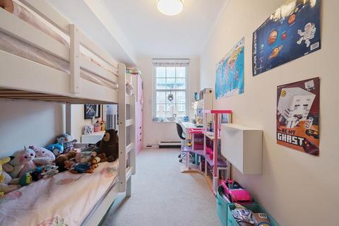 2 bedroom flat for sale, Queensway,  London,  W2,  W2