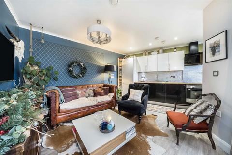 1 bedroom flat for sale, Reculver Road, London SE16