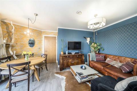 1 bedroom flat for sale, Reculver Road, London SE16