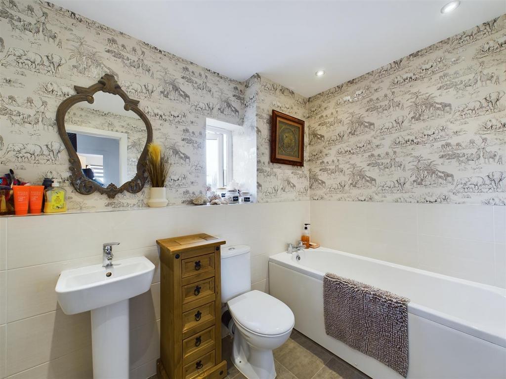 Bath 2.jpg