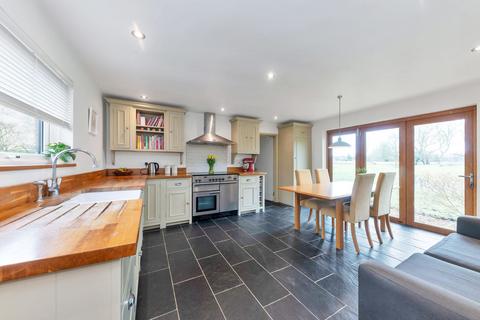 4 bedroom detached house for sale, Pigeons Close, Royston SG8