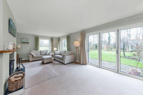 4 bedroom detached house for sale, Pigeons Close, Royston SG8