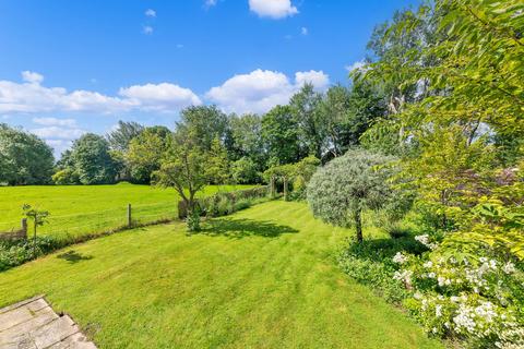 4 bedroom detached house for sale, Pigeons Close, Royston SG8