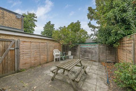 3 bedroom semi-detached house for sale, Birkbeck Avenue, London W3