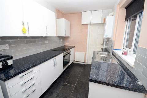 2 bedroom flat for sale, Worley Avenue, Low Fell