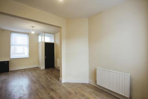 2 bedroom flat to rent, Parr Stocks Road, Parr, St Helens, WA9