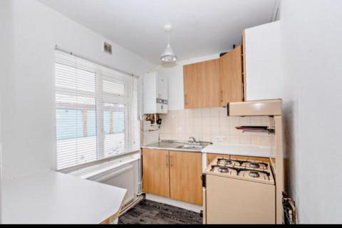 1 bedroom flat to rent, Masefield Lane, Hayes UB4