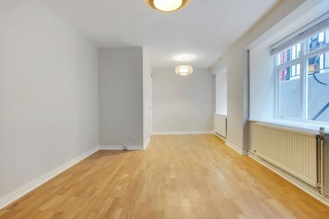 1 bedroom flat to rent, Red Lion Court, City, London, EC4A