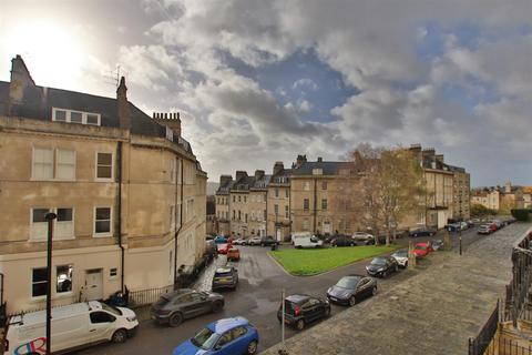 3 bedroom flat to rent, 9 Portland Place, Bath BA1