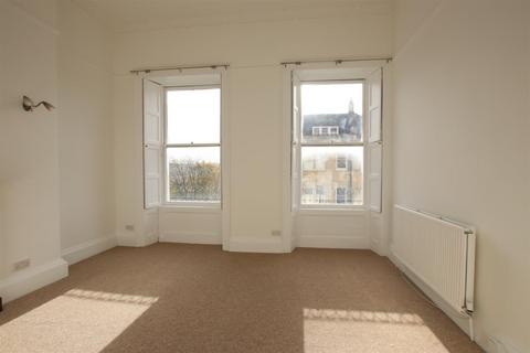 3 bedroom flat to rent, 9 Portland Place, Bath BA1