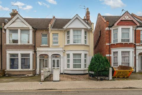 4 bedroom terraced house for sale, London Road, Wembley, HA9