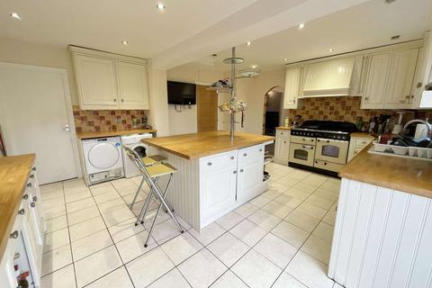 4 bedroom detached house for sale, Princes Way, Fleetwood FY7