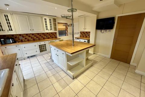 4 bedroom detached house for sale, Princes Way, Fleetwood FY7