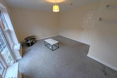 3 bedroom terraced house to rent, Farnborough Close, Corby NN18