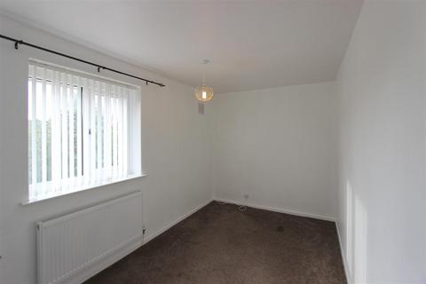 3 bedroom semi-detached house to rent, Bamburgh Place, Darlington