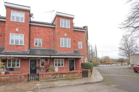 3 bedroom terraced house to rent, The Old Foundry, Abingdon