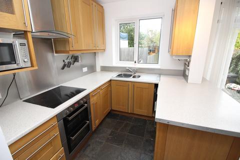 3 bedroom terraced house for sale, Vale Road, Worcester Park KT4