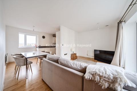 2 bedroom apartment to rent, Cowdrey Mews London SE6