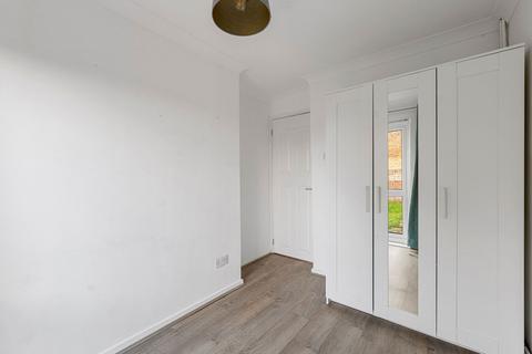 4 Kittiwake Close, South Croydon, CR2 8SQ
