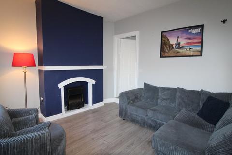 1 bedroom end of terrace house for sale, Catherine Street, Keighley, BD21