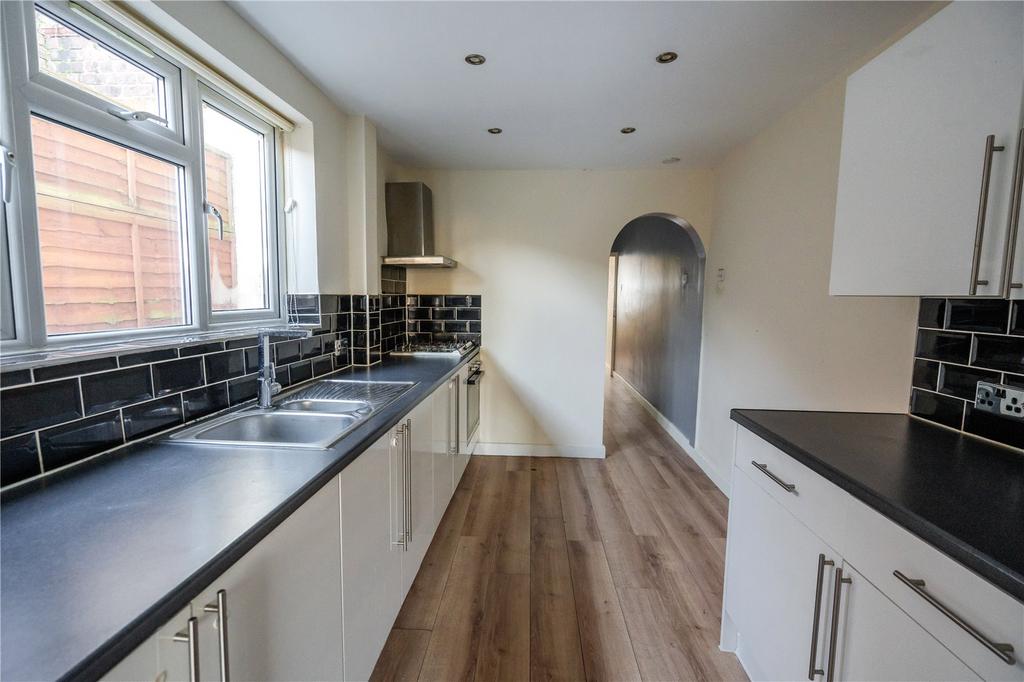 Kitchen (2)