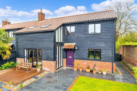 4 bedroom barn conversion for sale, Old North Road, Royston SG8