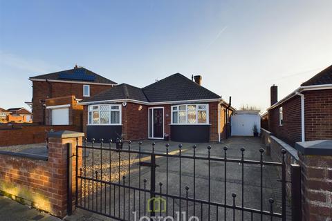 3 bedroom detached bungalow for sale, Warwick Road, Cleethorpes DN35