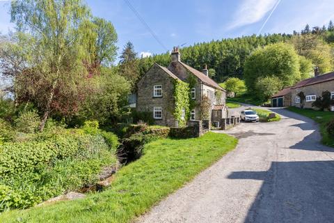 3 bedroom semi-detached house for sale, Low Street, Lastingham YO62