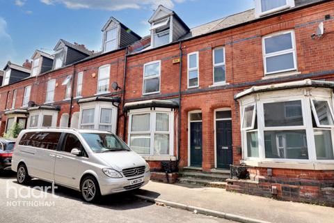 4 bedroom terraced house for sale, Birrell Road, Forest Fields