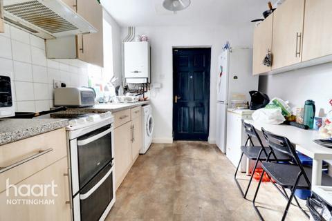 4 bedroom terraced house for sale, Birrell Road, Forest Fields