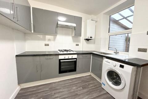 2 bedroom terraced house to rent, Jeffcock Rd, High Green, Sheffield, S35 4HL