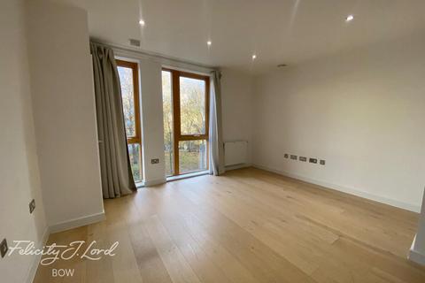 1 bedroom apartment for sale, Wharf Lane, London