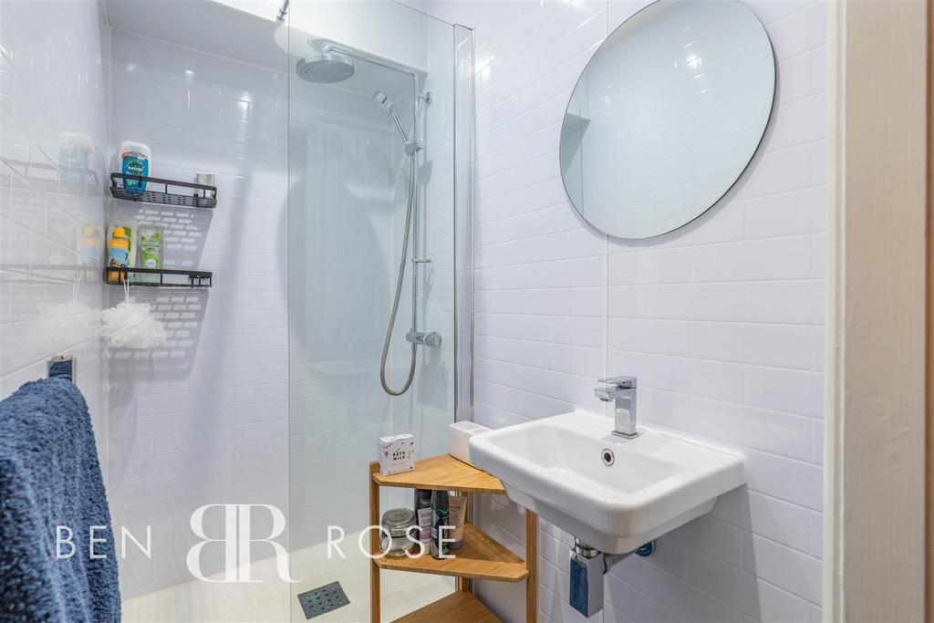 Master Ensuite