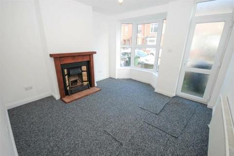 3 bedroom terraced house to rent, South Street, Rugby, CV21