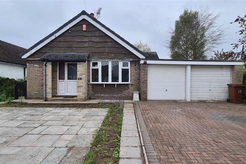 2 bedroom detached bungalow to rent, Three Fields Close, Congleton