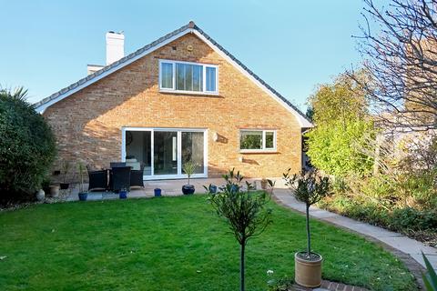 4 bedroom detached house for sale, Regis Avenue, Aldwick Bay Estate, Aldwick, Bognor Regis, West Sussex PO21