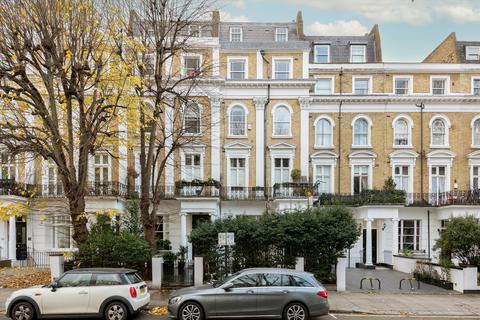 2 bedroom flat for sale, Inverness Terrace, London, W2