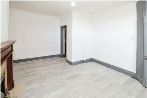 2 bedroom cottage for sale, Fleece Street, Bradford