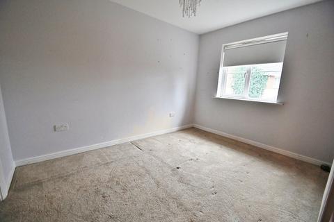 3 bedroom end of terrace house for sale, Bessemer Close, Langley, Berkshire, SL3