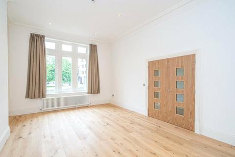 2 bedroom apartment to rent, East Churchfield Road, Acton, London, W3