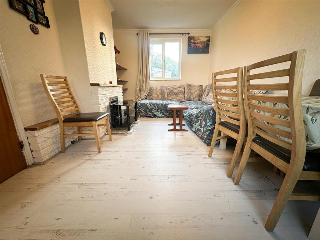 Lounge dining room